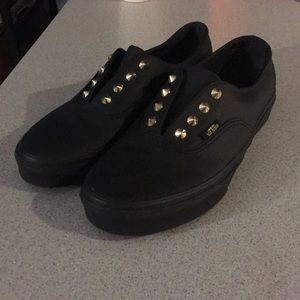 Women’s size 7 slip on Vans